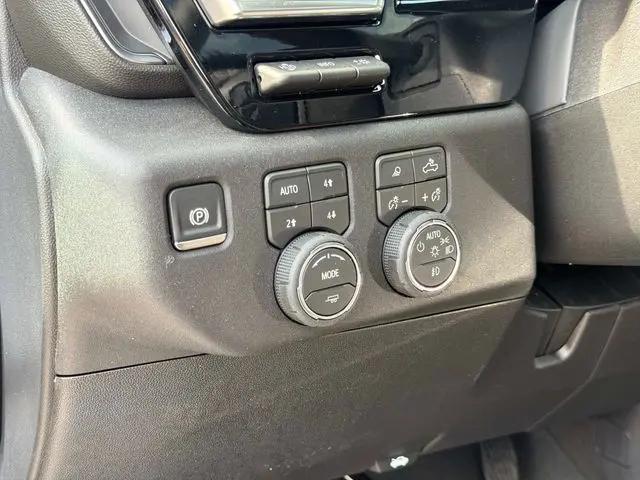 2026 Chevrolet Silverado 2500HD Crew Cab, Standard Bed, High Country, 4WD
