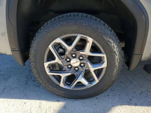 2026 GMC Sierra 1500 Crew Cab, Short Bed, SLT, 4WD
