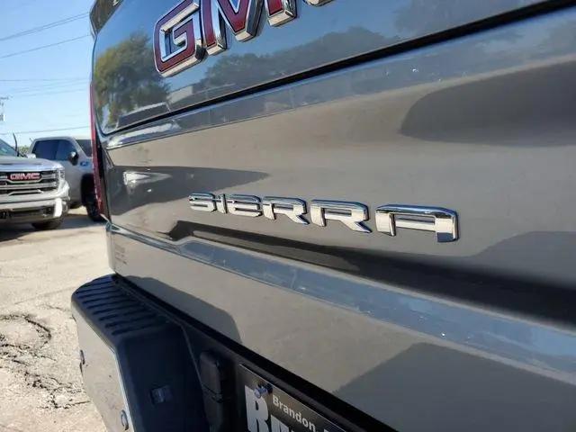 2026 GMC Sierra 1500 Crew Cab, Short Bed, SLT, 4WD