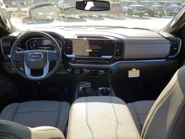 2026 GMC Sierra 1500 Crew Cab, Short Bed, SLT, 4WD