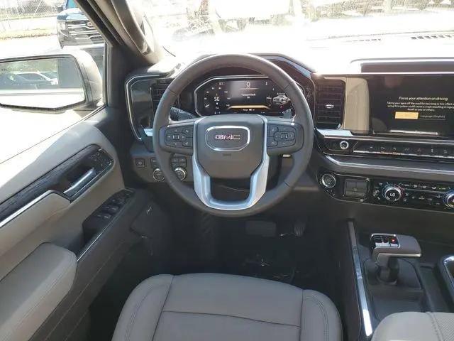 2026 GMC Sierra 1500 Crew Cab, Short Bed, SLT, 4WD