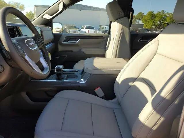 2026 GMC Sierra 1500 Crew Cab, Short Bed, SLT, 4WD