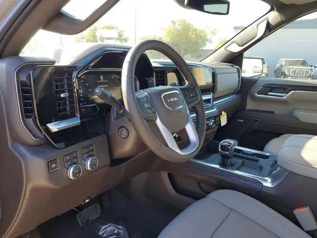 2026 GMC Sierra 1500 Crew Cab, Short Bed, SLT, 4WD