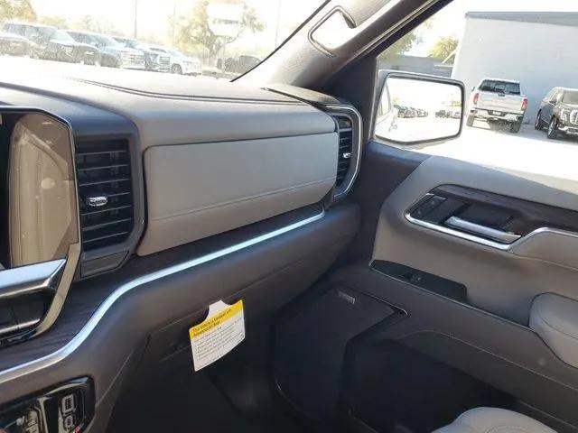 2026 GMC Sierra 1500 Crew Cab, Short Bed, SLT, 4WD