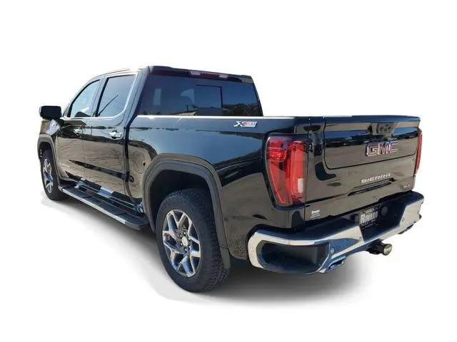 2026 GMC Sierra 1500 Crew Cab, Short Bed, SLT, 4WD