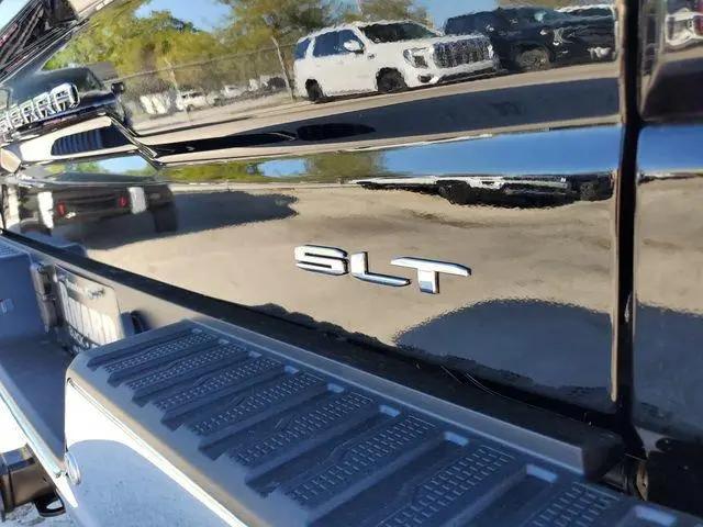 2026 GMC Sierra 1500 Crew Cab, Short Bed, SLT, 4WD