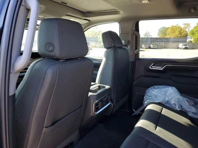 2026 GMC Sierra 1500 Crew Cab, Short Bed, SLT, 4WD