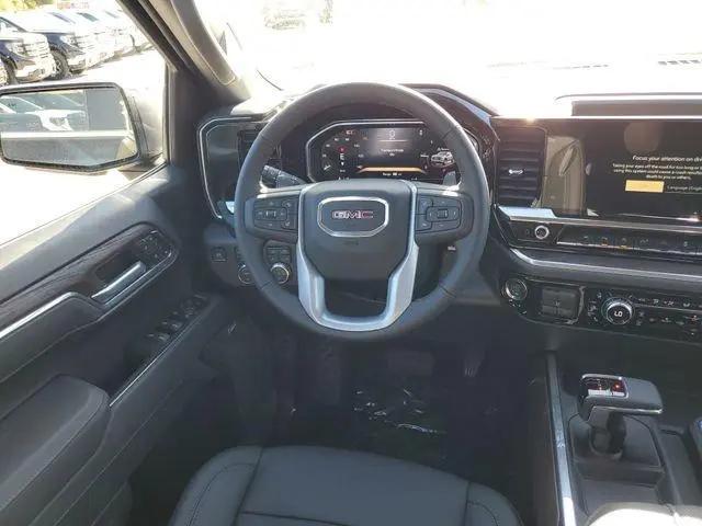 2026 GMC Sierra 1500 Crew Cab, Short Bed, SLT, 4WD