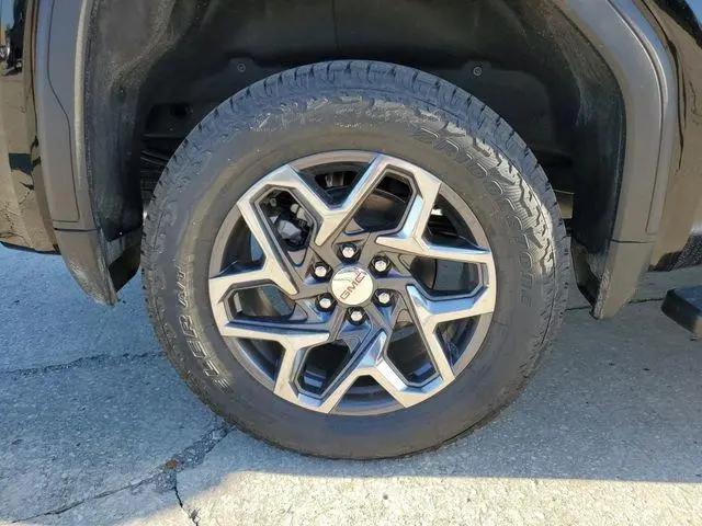 2026 GMC Sierra 1500 Crew Cab, Short Bed, SLT, 4WD