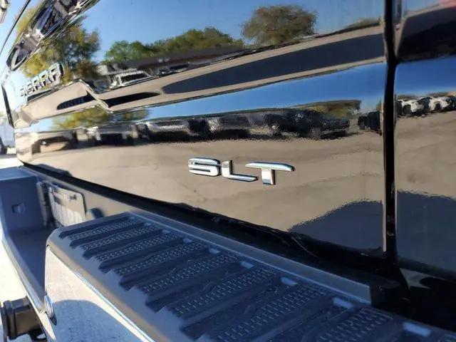 2026 GMC Sierra 1500 Crew Cab, Short Bed, SLT, 4WD