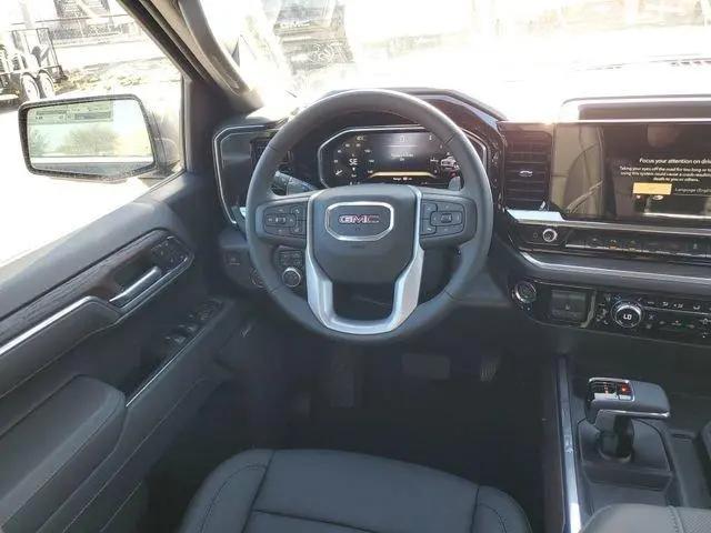 2026 GMC Sierra 1500 Crew Cab, Short Bed, SLT, 4WD