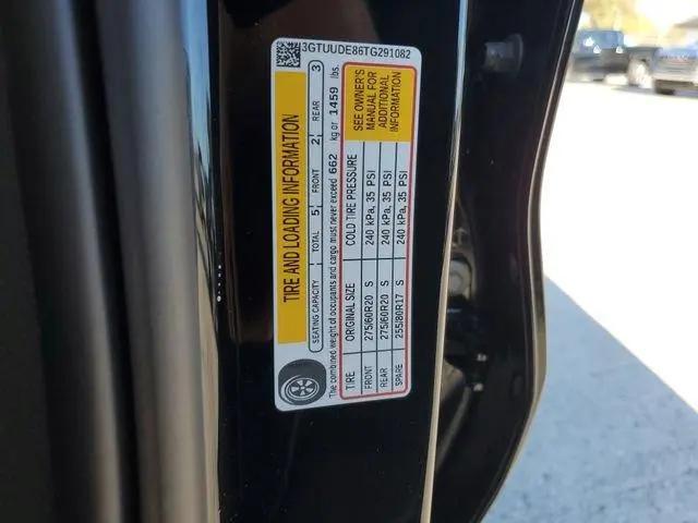 2026 GMC Sierra 1500 Crew Cab, Short Bed, SLT, 4WD