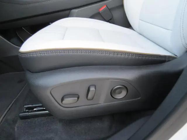 2026 Chevrolet Traverse FWD High Country