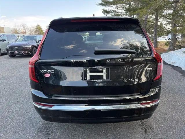 2026 Volvo XC90 Plug-In Hybrid Plus, T8 AWD, Electric/Gasoline, Bright, 6 Seats