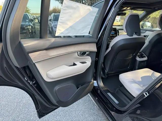 2026 Volvo XC90 Plug-In Hybrid Plus, T8 AWD, Electric/Gasoline, Bright, 6 Seats