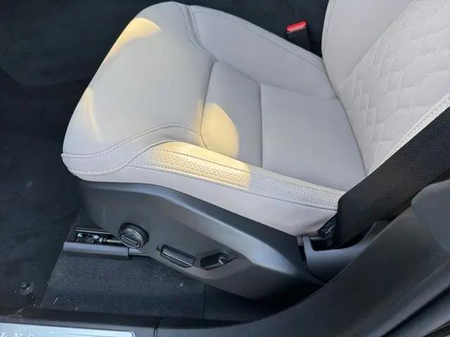 2026 Volvo XC90 Plug-In Hybrid Plus, T8 AWD, Electric/Gasoline, Bright, 6 Seats