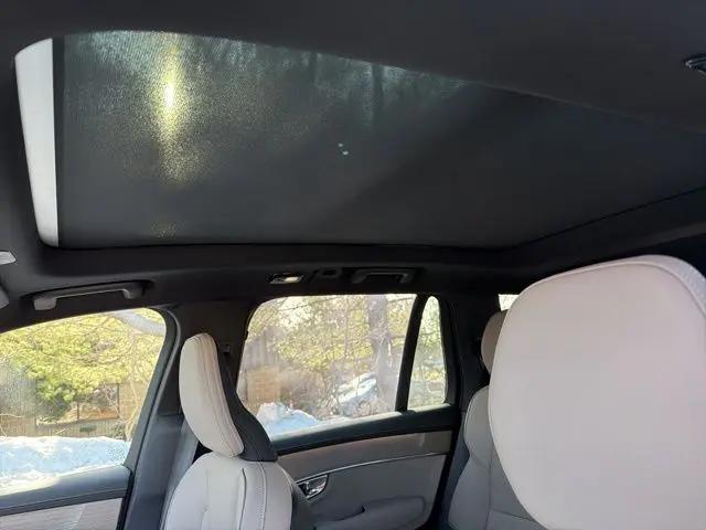 2026 Volvo XC90 Plug-In Hybrid Plus, T8 AWD, Electric/Gasoline, Bright, 6 Seats