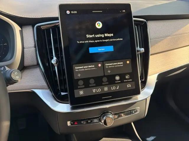2026 Volvo XC90 Plug-In Hybrid Plus, T8 AWD, Electric/Gasoline, Bright, 6 Seats