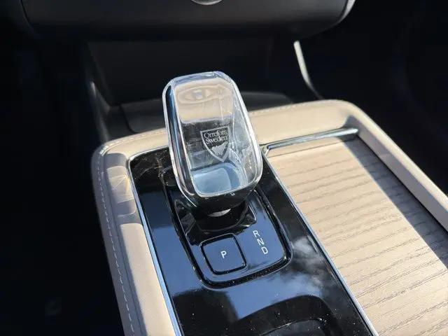2026 Volvo XC90 Plug-In Hybrid Plus, T8 AWD, Electric/Gasoline, Bright, 6 Seats