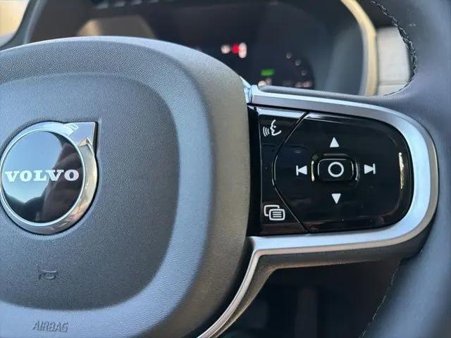 2026 Volvo XC90 Plug-In Hybrid Plus, T8 AWD, Electric/Gasoline, Bright, 6 Seats