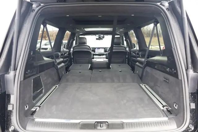 2024 Jeep Grand Wagoneer L Series II 4x4