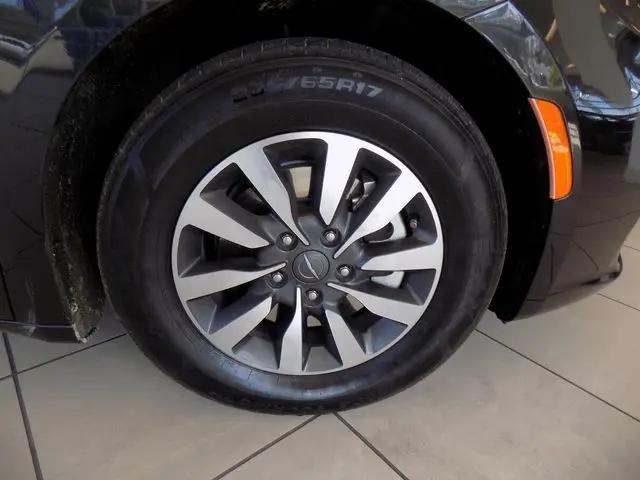 2022 Chrysler Pacifica Hybrid Touring L