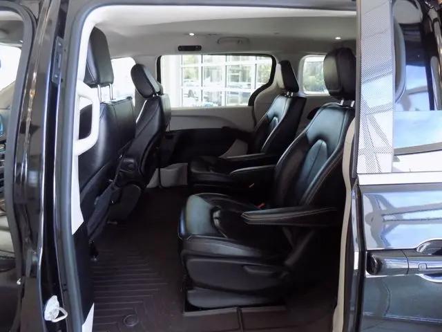 2022 Chrysler Pacifica Hybrid Touring L