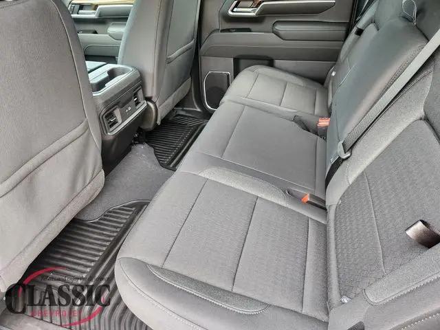 2026 Chevrolet Silverado 3500HD Crew Cab, Long Bed, LT Dual Rear Wheel, RWD