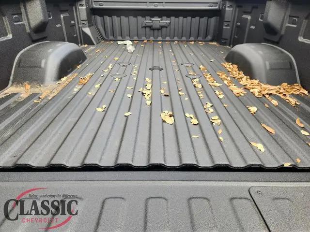 2026 Chevrolet Silverado 3500HD Crew Cab, Long Bed, LT Dual Rear Wheel, RWD