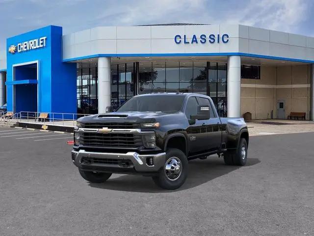 2026 Chevrolet Silverado 3500HD Crew Cab, Long Bed, LT Dual Rear Wheel, RWD