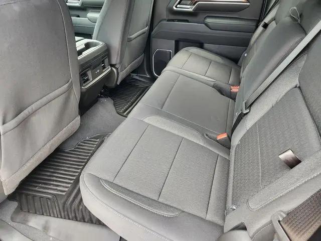 2026 Chevrolet Silverado 3500HD Crew Cab, Long Bed, LT Dual Rear Wheel, RWD