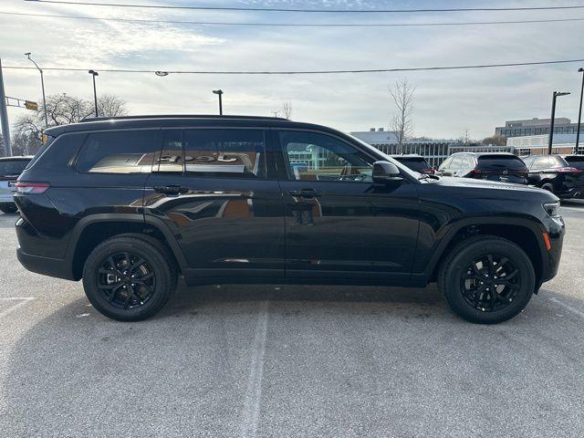 2026 Jeep Grand Cherokee L Altitude 4x4