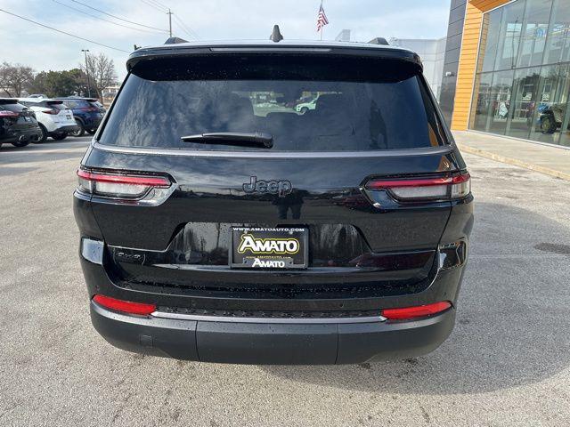 2026 Jeep Grand Cherokee L Altitude 4x4