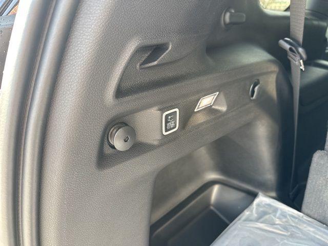2026 Jeep Grand Cherokee L Altitude 4x4