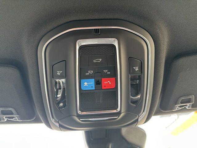 2026 Jeep Grand Cherokee L Altitude 4x4