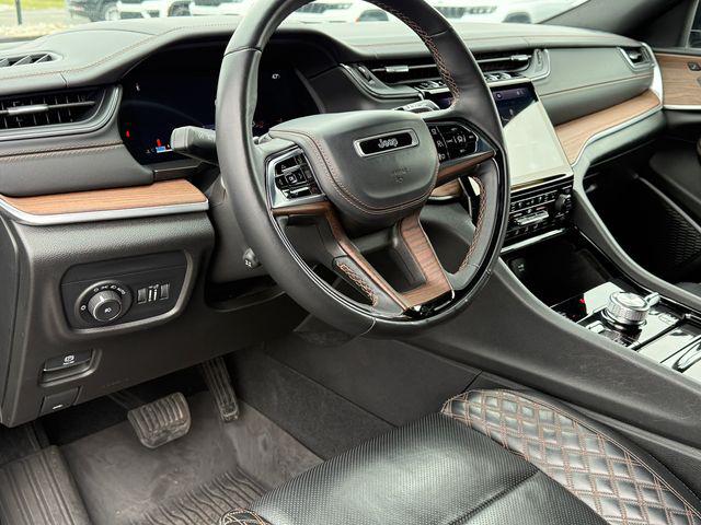 2022 Jeep Grand Cherokee Summit 4x4