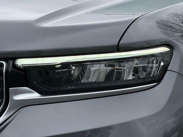 2022 Jeep Grand Cherokee Summit 4x4