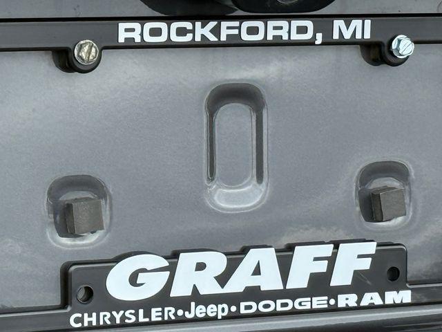 2022 Jeep Grand Cherokee Summit 4x4