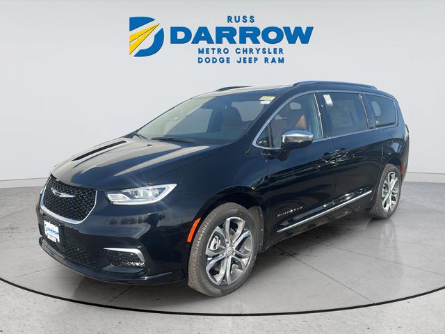 2026 Chrysler Pacifica Pinnacle AWD for sale in Milwaukee, WI