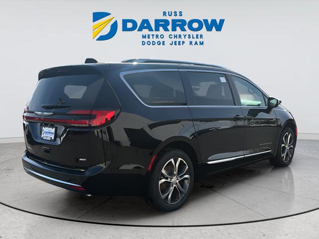 2026 Chrysler Pacifica Pinnacle AWD