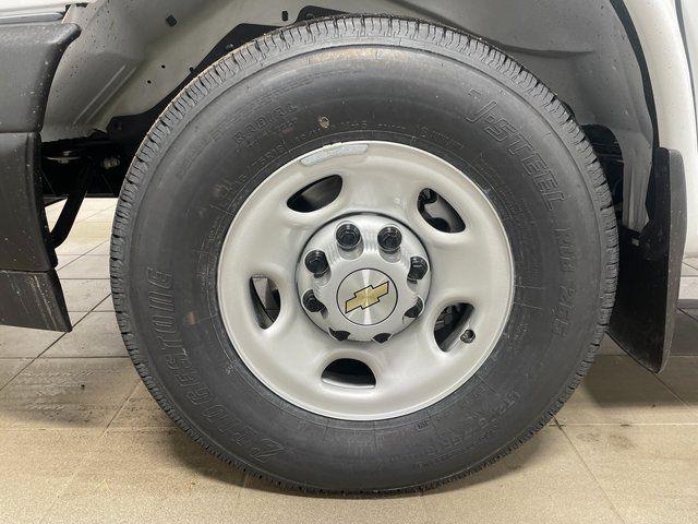 2026 Chevrolet Express Cargo Van 2500 Regular Wheelbase, WT, RWD