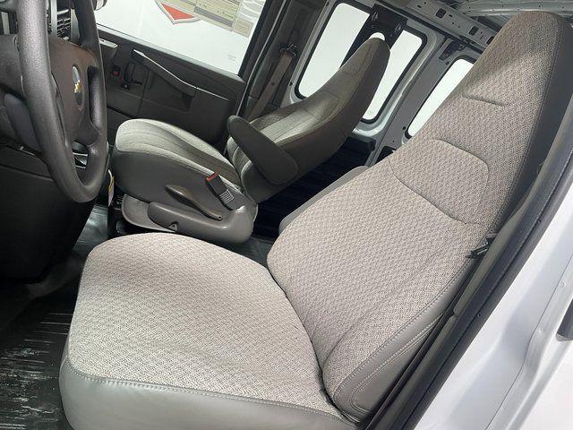 2026 Chevrolet Express Cargo Van 2500 Regular Wheelbase, WT, RWD