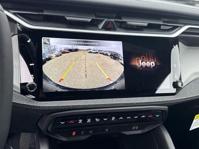 2026 Jeep Cherokee Laredo 4x4