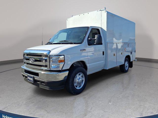 2027 Ford E-Series Cutaway Base for sale in Maple Shade, NJ