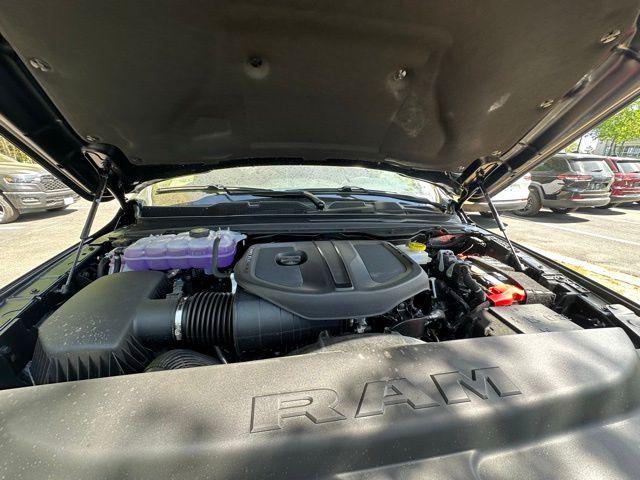2026 Ram 1500 Express Crew Cab 4x4 57 Box