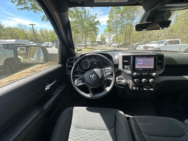 2026 Ram 1500 Express Crew Cab 4x4 57 Box
