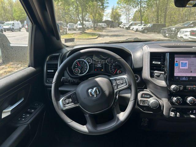 2026 Ram 1500 Express Crew Cab 4x4 57 Box
