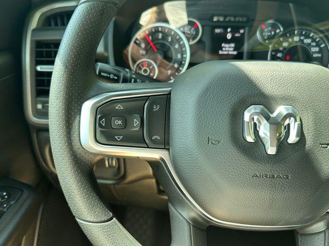 2026 Ram 1500 Express Crew Cab 4x4 57 Box