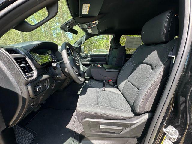 2026 Ram 1500 Express Crew Cab 4x4 57 Box