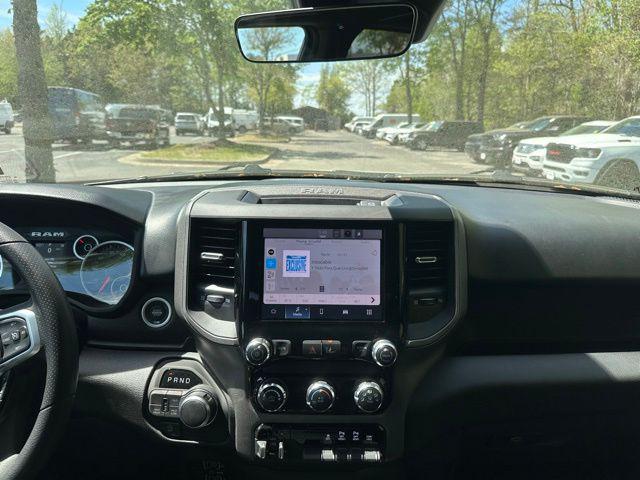 2026 Ram 1500 Express Crew Cab 4x4 57 Box
